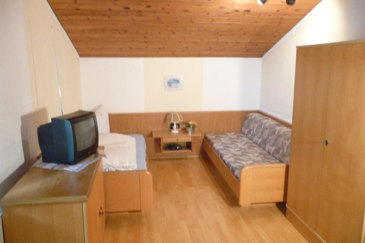 Haus Gebhard Apartamento Reutte Quarto foto