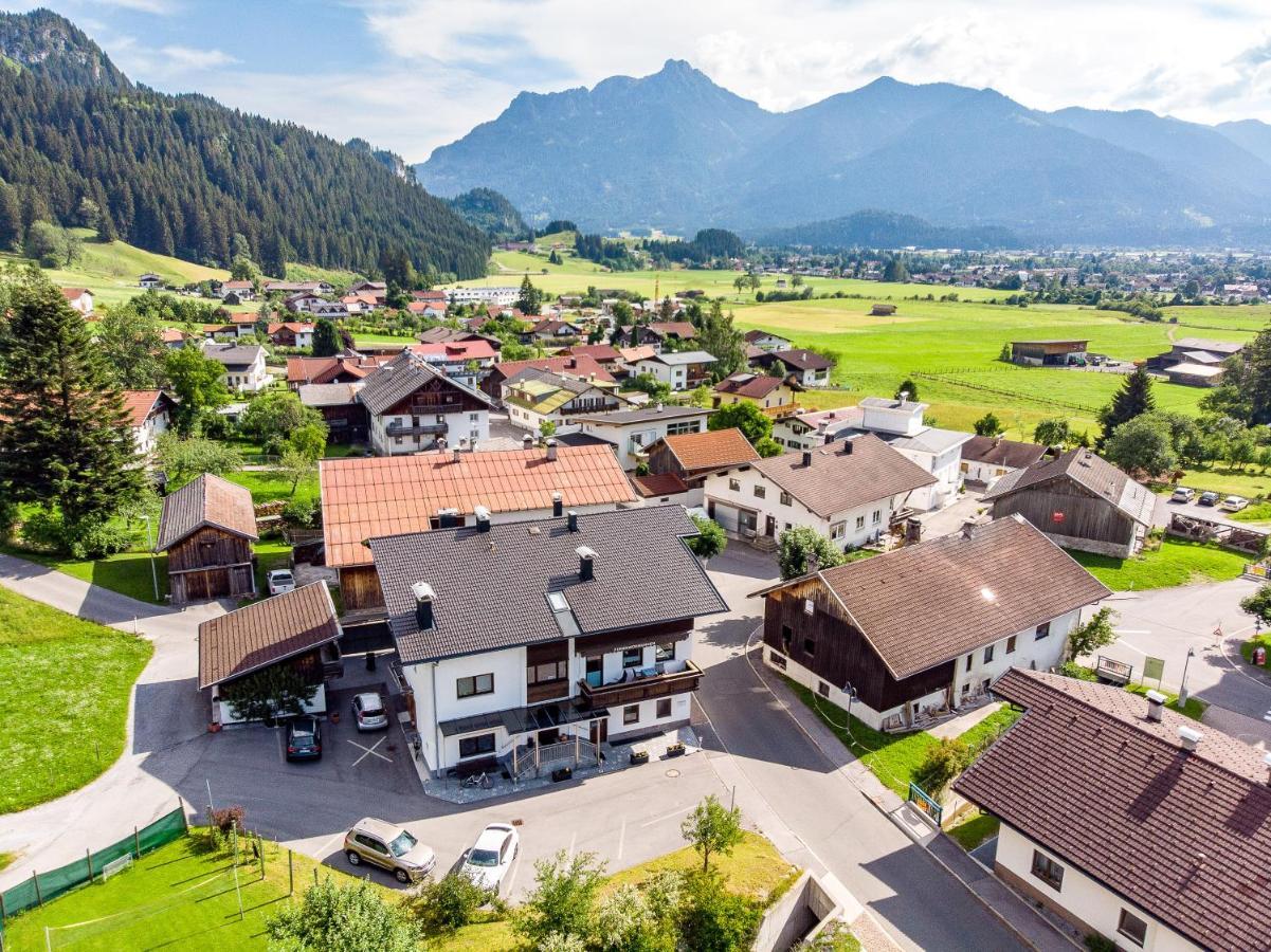 Haus Gebhard Apartamento Reutte Exterior foto
