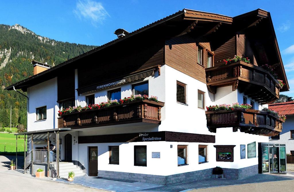 Haus Gebhard Apartamento Reutte Exterior foto